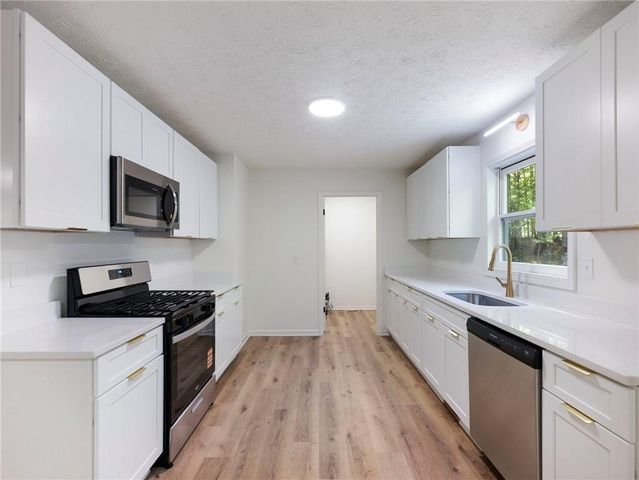 3550 Centerville Rosebud Road, Snellville, GA 30039