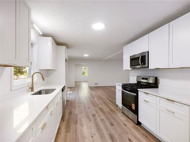 3550 Centerville Rosebud Road, Snellville, GA 30039