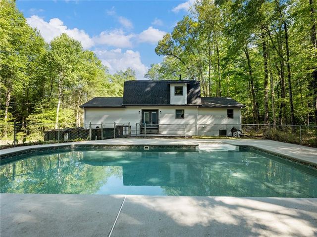 3550 Centerville Rosebud Road, Snellville, GA 30039