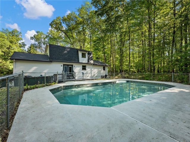 3550 Centerville Rosebud Road, Snellville, GA 30039