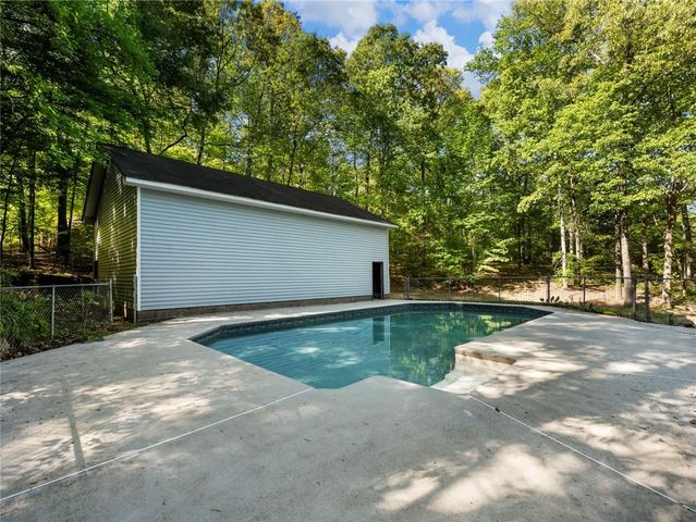 3550 Centerville Rosebud Road, Snellville, GA 30039