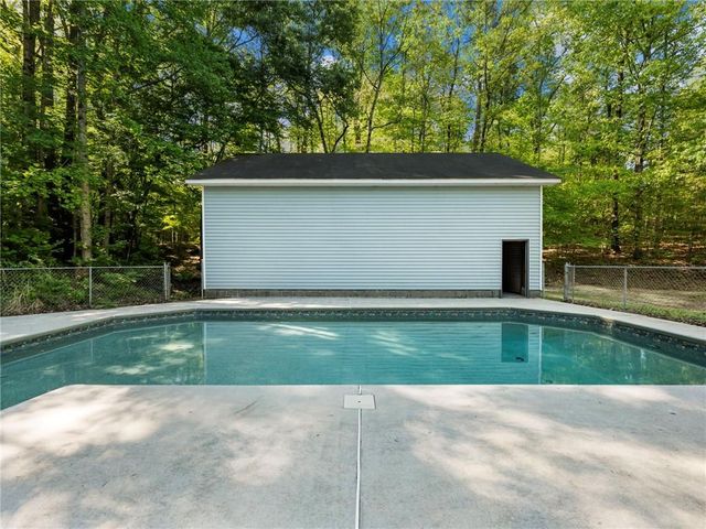 3550 Centerville Rosebud Road, Snellville, GA 30039