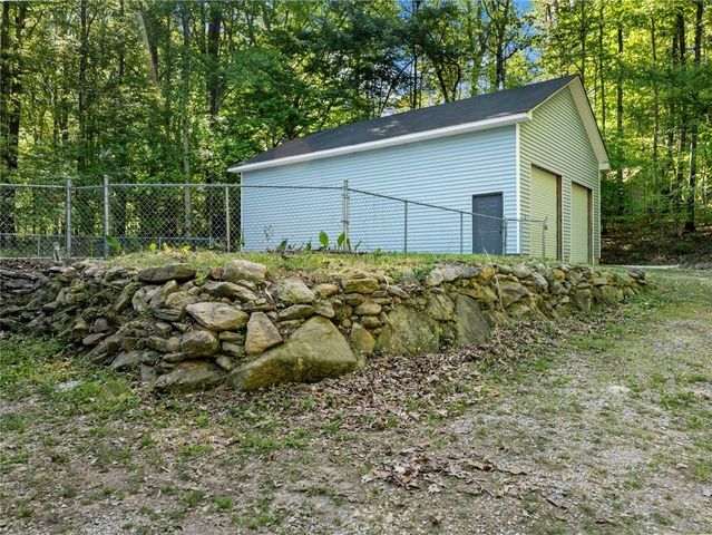 3550 Centerville Rosebud Road, Snellville, GA 30039