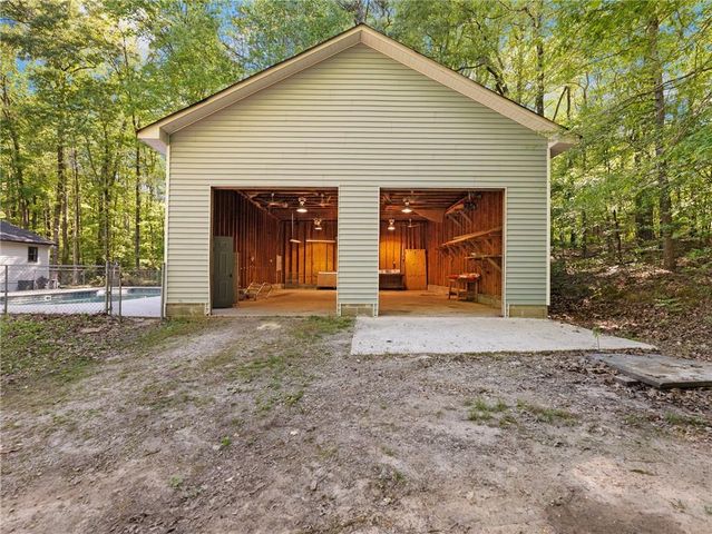 3550 Centerville Rosebud Road, Snellville, GA 30039