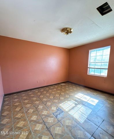 4724 Weems Street, Moss Point, MS 39563