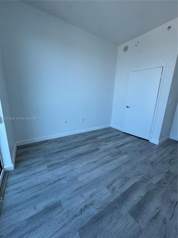 1900 N Bayshore Dr 4112, Miami, FL 33132