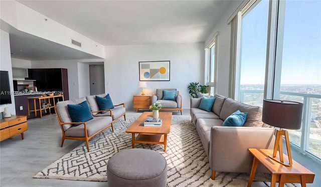 1900 N Bayshore Dr 4112, Miami, FL 33132