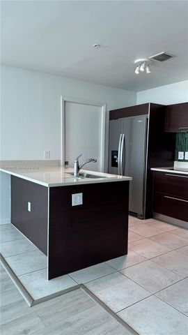 1900 N Bayshore Dr 4112, Miami, FL 33132