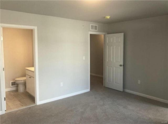 740 Blue Heron Drive, Allentown City, PA 18103