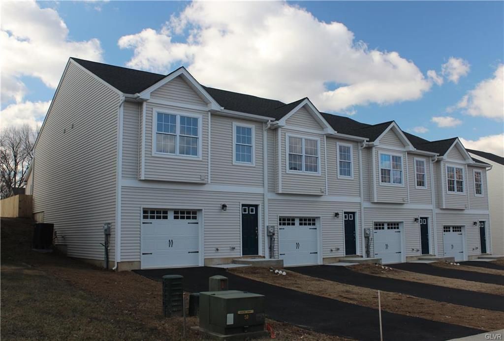 740 Blue Heron Drive, Allentown City, PA 18103