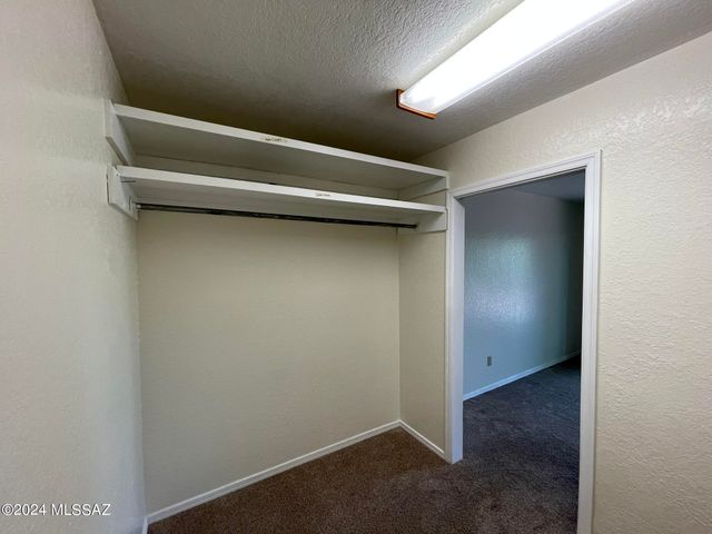 5830 E Cll Del Ciervo, Tucson, AZ 85750