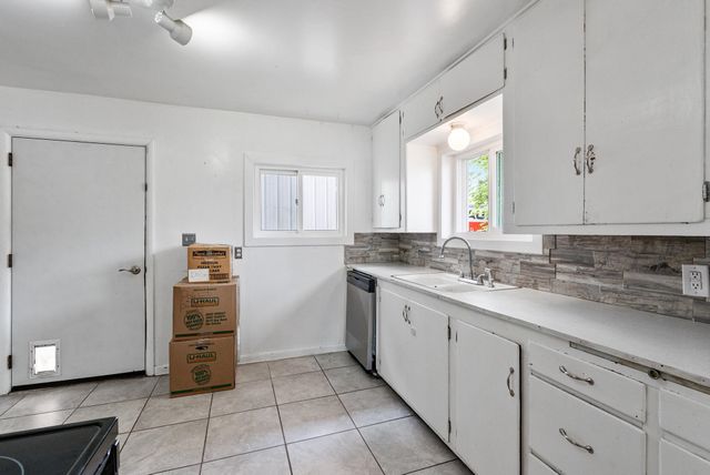 1212 N BESSIE Rd, Spokane Valley, WA 99212