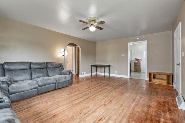 1212 N BESSIE Rd, Spokane Valley, WA 99212