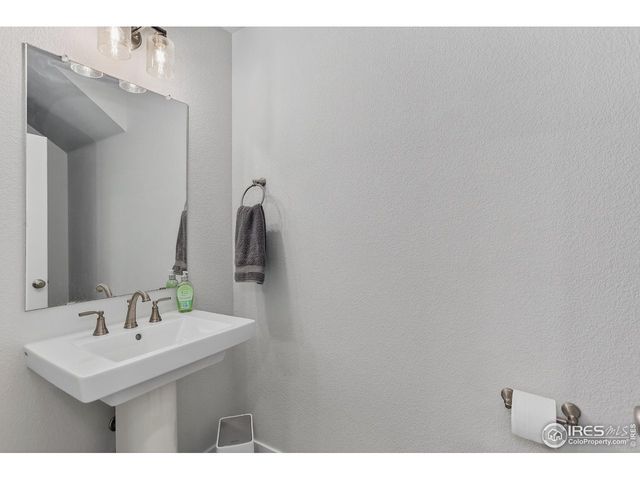 2402 49th Ave Ct 27, Greeley, CO 80634