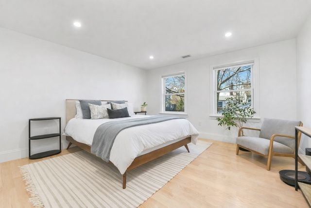 17 Akron St 2, Boston, MA 02119