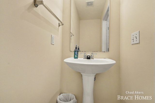 2022 Friesian Court Ne, Grand Rapids Twp, MI 49505