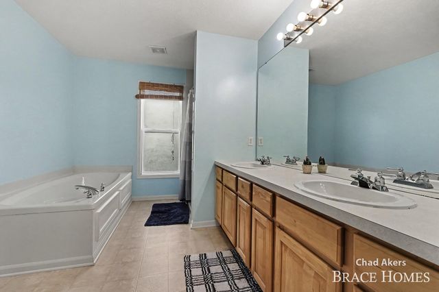 2022 Friesian Court Ne, Grand Rapids Twp, MI 49505