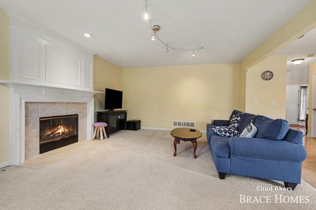 2022 Friesian Court Ne, Grand Rapids Twp, MI 49505