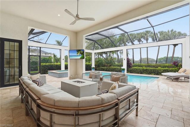 3263 Tavolara LN, Naples, FL 34114