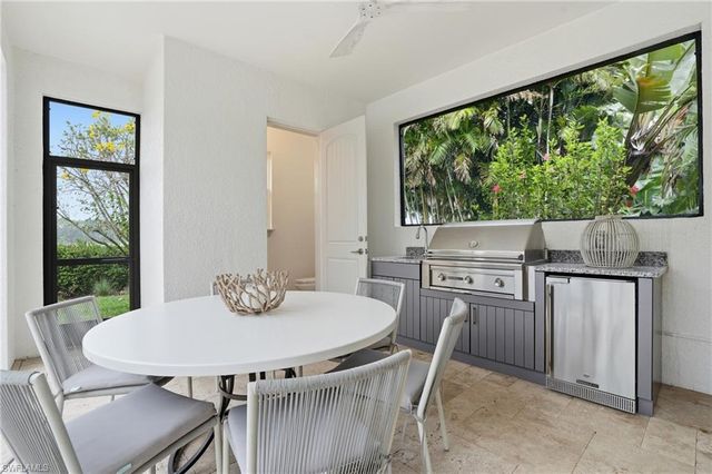 3263 Tavolara LN, Naples, FL 34114