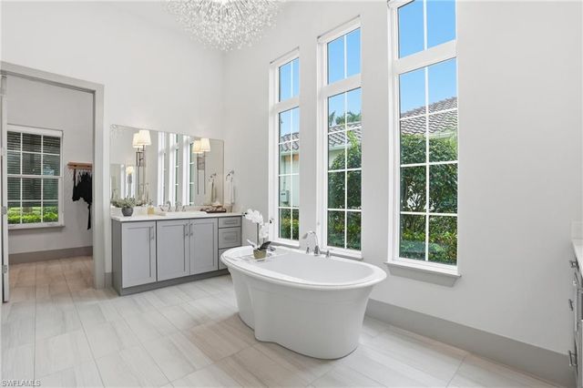 3263 Tavolara LN, Naples, FL 34114