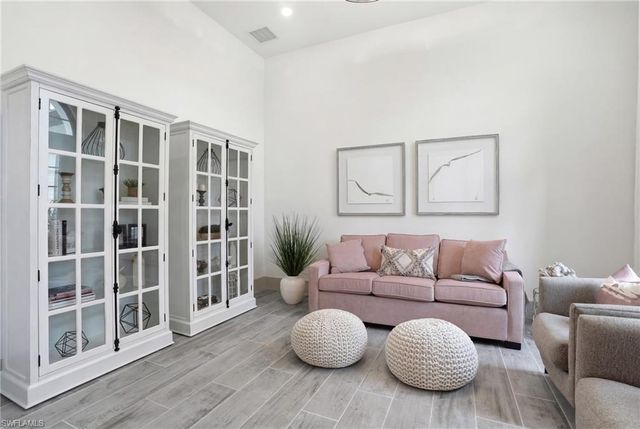 3263 Tavolara LN, Naples, FL 34114