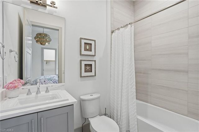 3263 Tavolara LN, Naples, FL 34114