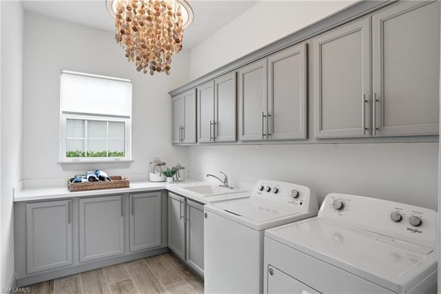 3263 Tavolara LN, Naples, FL 34114