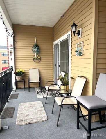 534 Doral Court, Piscataway, NJ 08854