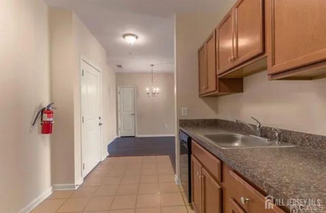 534 Doral Court, Piscataway, NJ 08854