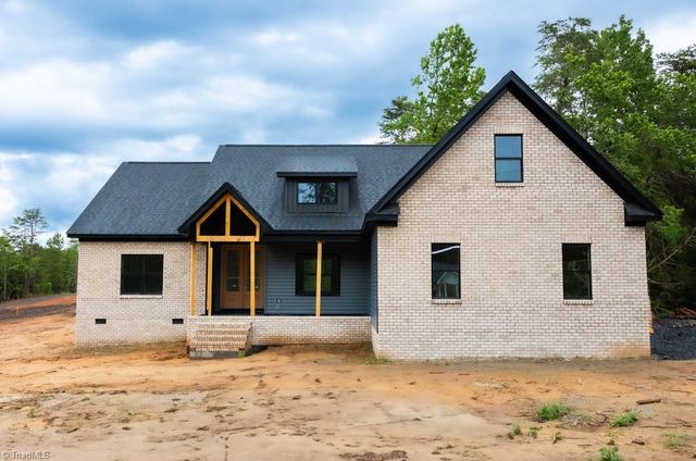 387 Vernon Road, Reidsville, NC 27320