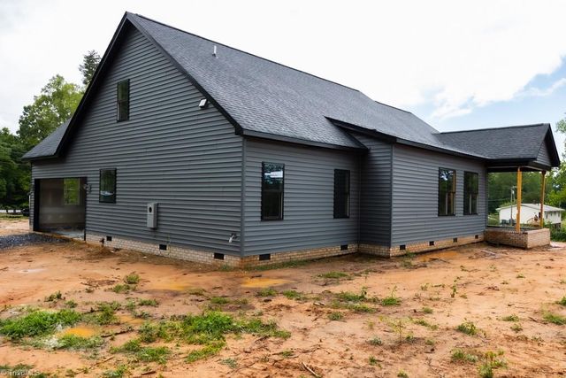 387 Vernon Road, Reidsville, NC 27320