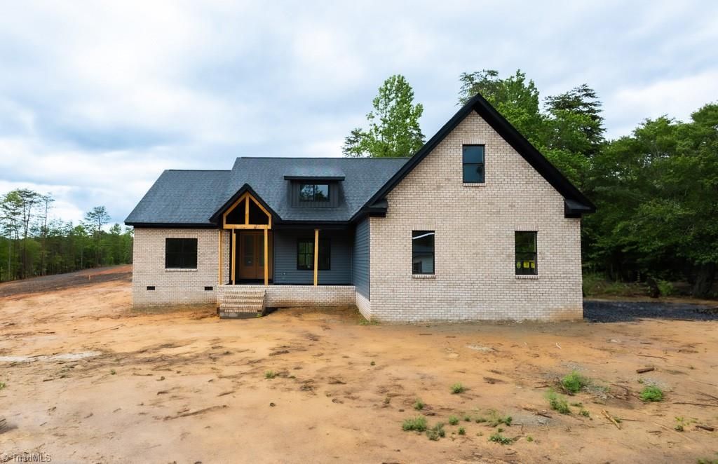 387 Vernon Road, Reidsville, NC 27320