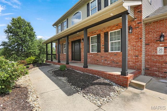 26 Hickory Point, Moro, IL 62067