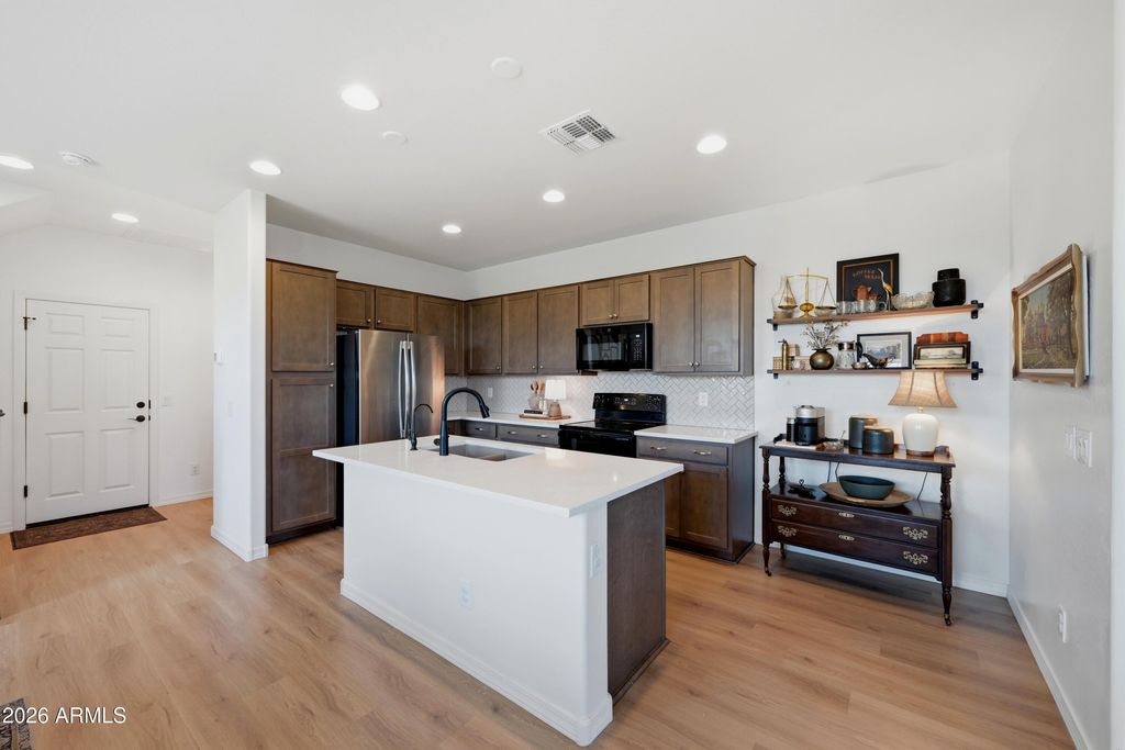 1311 W SPARROW Drive, San Tan Valley, AZ 85140 — photo 5