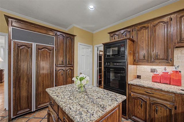 5831 London Lane, Dallas, TX 75252