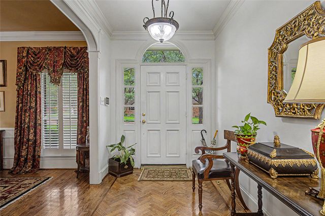 5831 London Lane, Dallas, TX 75252