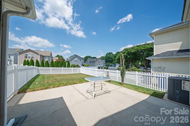 15718 Seafield Lane, Huntersville, NC 28078