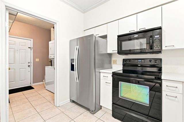 22 W Russell Street, Columbus, OH 43215