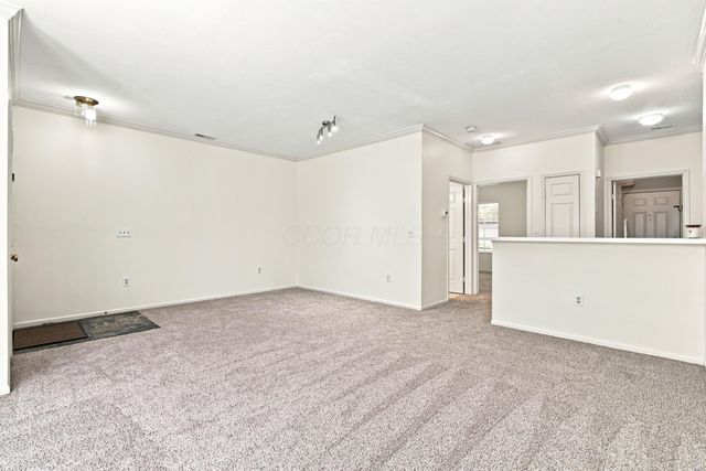 22 W Russell Street, Columbus, OH 43215
