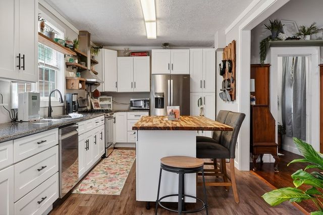 105 Roberts St, Livingston, TN 38570