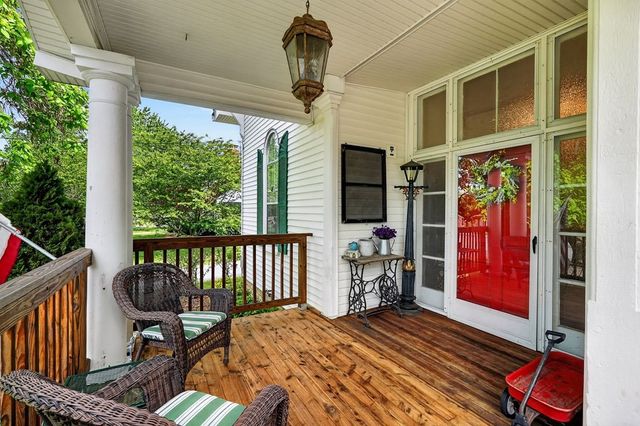 105 Roberts St, Livingston, TN 38570