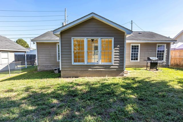 280 Mill Pond Drive, Phenix City, AL 36870