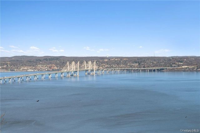 207 Devries Court, Piermont, NY 10968