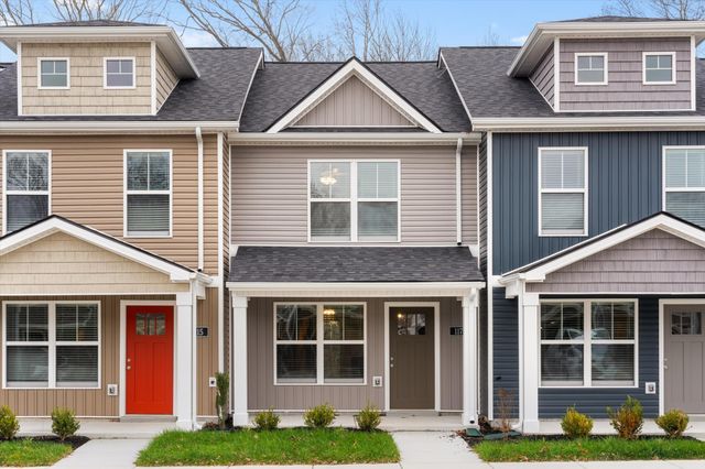 119 Quarry Point Dr, Clarksville, TN 37043