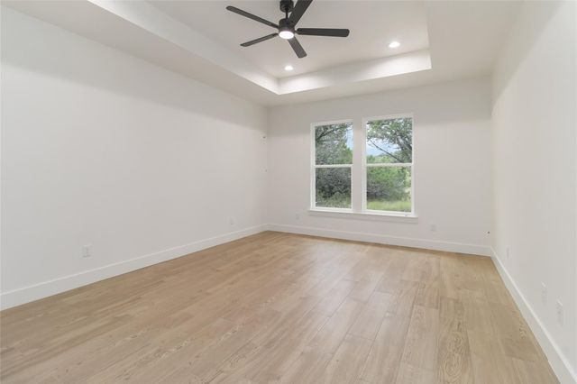 12 Meadow Oak CT, Wimberley, TX 78676