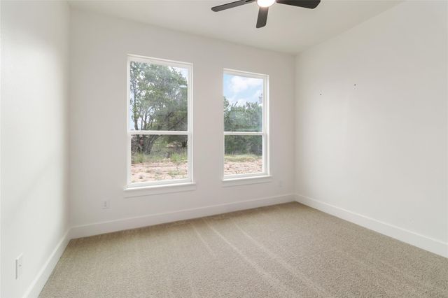 12 Meadow Oak CT, Wimberley, TX 78676