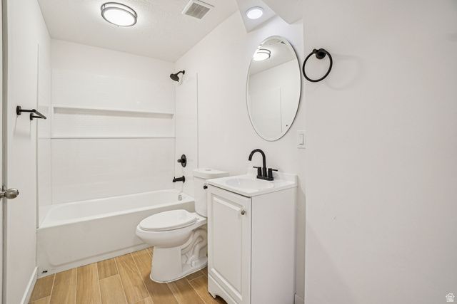 47 S 3RD ST, Tooele, UT 84074