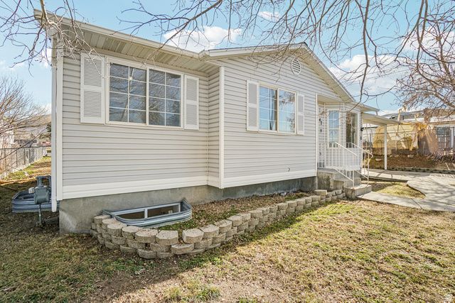 47 S 3RD ST, Tooele, UT 84074