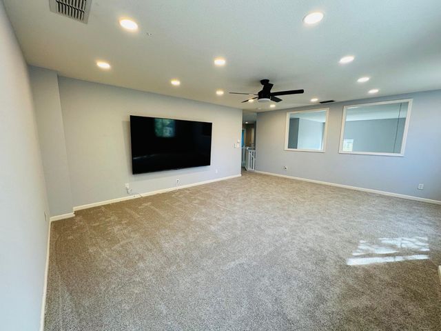 1728 Blackbird St, Roseville, CA 95747